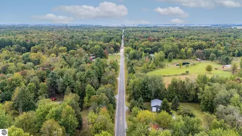 View/Area - 4812 SE County Line Rd, Shepherd, MI 48883 photo 6 of 6