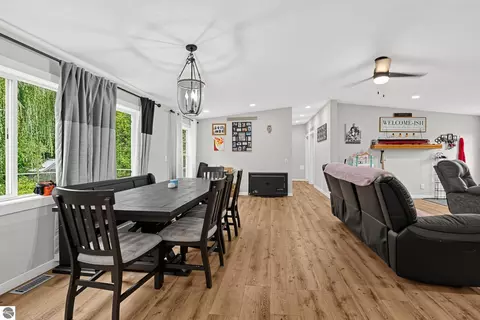 Dining - 4358 Witmere Us-131 S, Charlevoix, MI 49720 photo 1 of 3