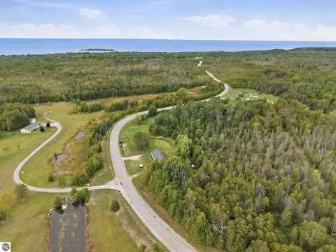 View/Area - 4358 Witmere Us-131 S, Charlevoix, MI 49720 photo 2 of 9