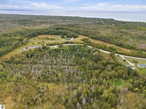 View/Area - 4358 Witmere Us-131 S, Charlevoix, MI 49720 photo 4 of 9