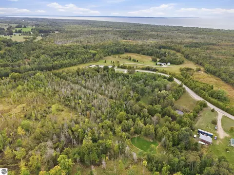 View/Area - 4358 Witmere Us-131 S, Charlevoix, MI 49720 photo 5 of 9