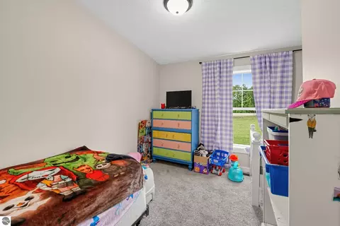 Bedroom - 4358 Witmere Us-131 S, Charlevoix, MI 49720 photo 8 of 11