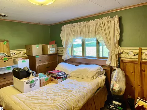 Bedroom - 440 S Chippewa St, Shepherd, MI 48883 photo 1 of 3