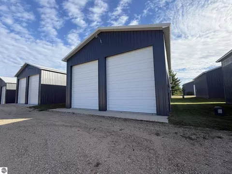 668 N Al Moses Rd, Lake City, MI 49651