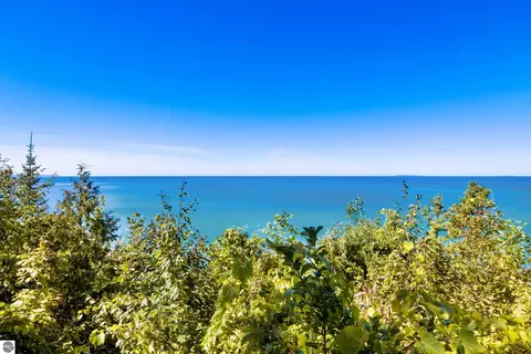 12281 N Island View Dr, Northport, MI 49670