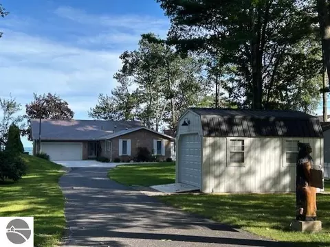 1765 Douglas Dr, Tawas City, MI 48763