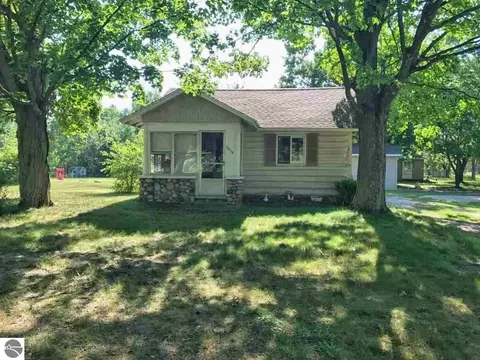 2700 Pinebrook Rd, Traverse City, MI 49686