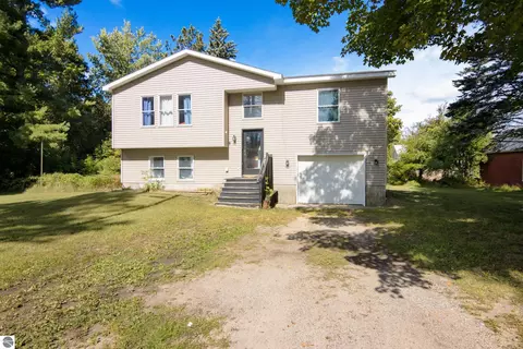 209 E Michigan St, Mancelona, MI 49659