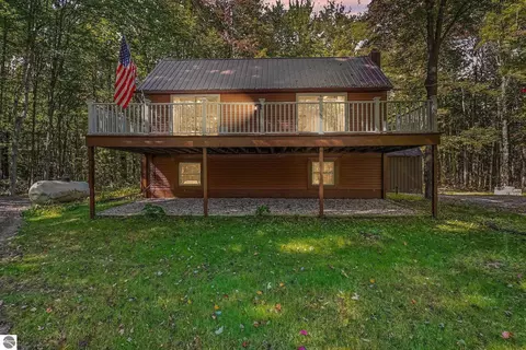355 N Shepherd Rd, Mount Pleasant, MI 48858