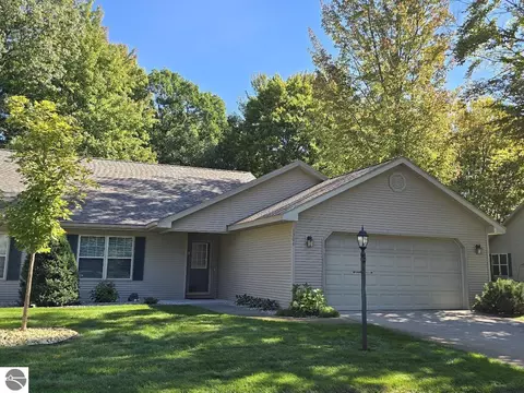 1304 Terra Rd, Traverse City, MI 49686