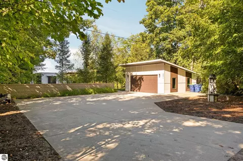 Exterior - 8871 Birchview Dr, Williamsburg, MI 49690 photo 9 of 12