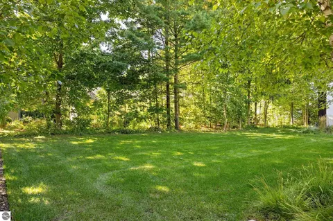 Exterior - 8871 Birchview Dr, Williamsburg, MI 49690 photo 5 of 12