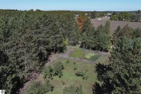 493 NE County Road 571, Kalkaska, MI 49646