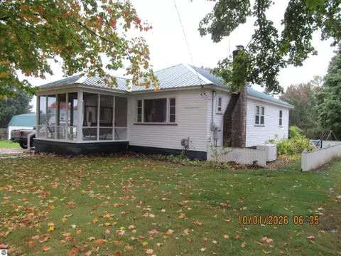 311 N Carland St, Marion, MI 49665