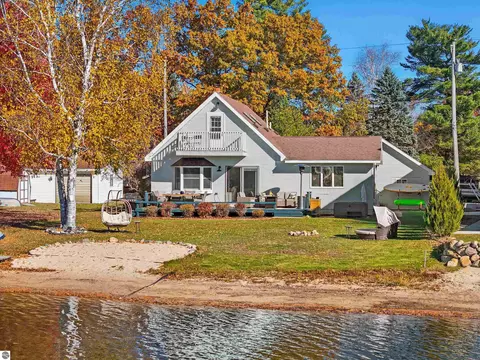 6789 W Redman Dr, Lake City, MI 49651