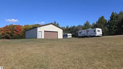28400 W H-40, Trout Lake, MI 49793