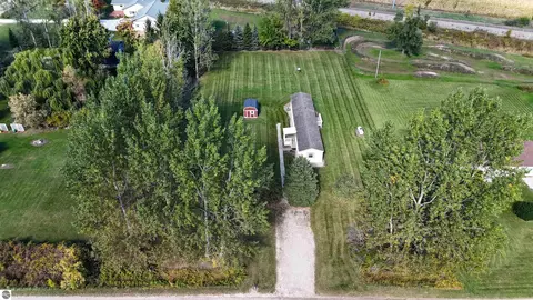 View/Area - 6065 E Millbrook Rd, Mount Pleasant, MI 48858 photo 2 of 3