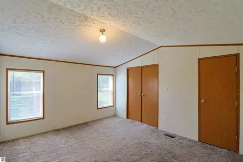 Bedroom - 6065 E Millbrook Rd, Mount Pleasant, MI 48858 photo 1 of 4