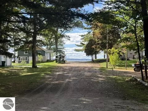 V/l .41 Ac Old Trail, Houghton Lake, MI 48629
