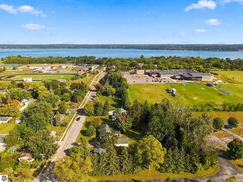 View/Area - 406 E Third, Elk Rapids, MI 49629 photo 6 of 12