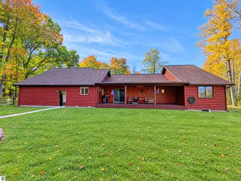 Exterior - 2911 White Rd, Au Gres, MI 48703 photo 4 of 12