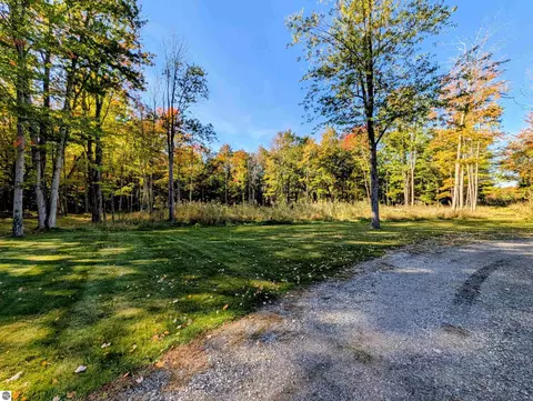 Exterior - 2911 White Rd, Au Gres, MI 48703 photo 7 of 12