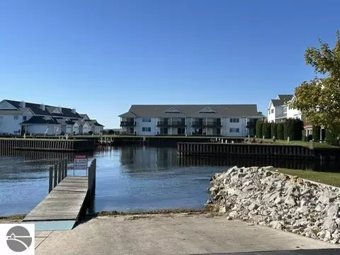 911 W Lake St # 4, Tawas City, MI 48763