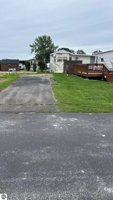 3675 E Michigan Ave, Au Gres, MI 48703 photo 2