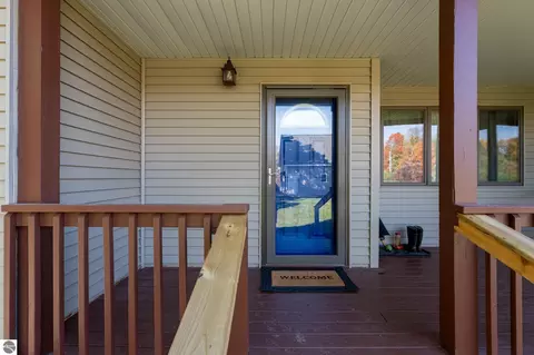 Exterior - 9355 W Blanchard Rd, Blanchard, MI 49310 photo 3 of 18