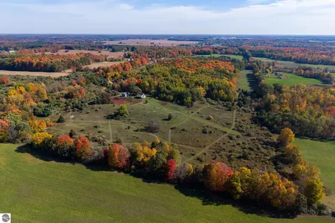 View/Area - 9355 W Blanchard Rd, Blanchard, MI 49310 photo 1 of 6