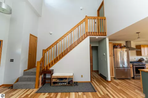 Entry Way - 9355 W Blanchard Rd, Blanchard, MI 49310 photo 2 of 2