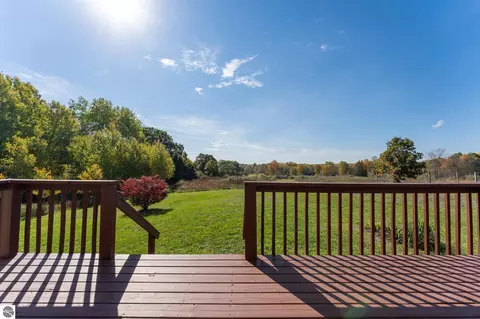 Exterior - 9355 W Blanchard Rd, Blanchard, MI 49310 photo 5 of 18