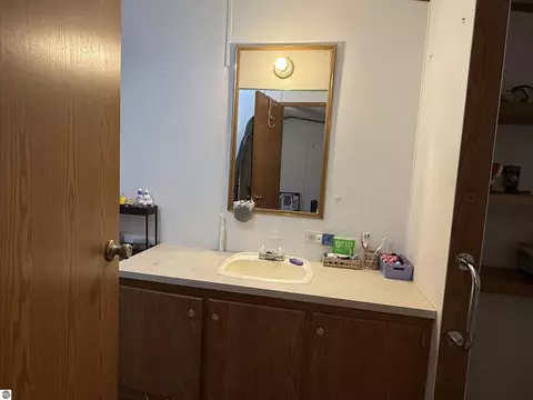 9899 E 18 12 Rd, Manton, MI 49663 photo 10