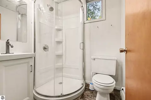 Bath - 525 N Pine River St, Ithaca, MI 48847 photo 2 of 3