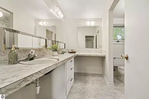 Bath - 525 N Pine River St, Ithaca, MI 48847 photo 1 of 3