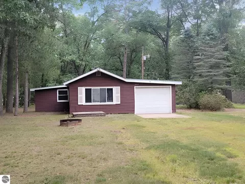 2862 Leone Ave, National City, MI 48748