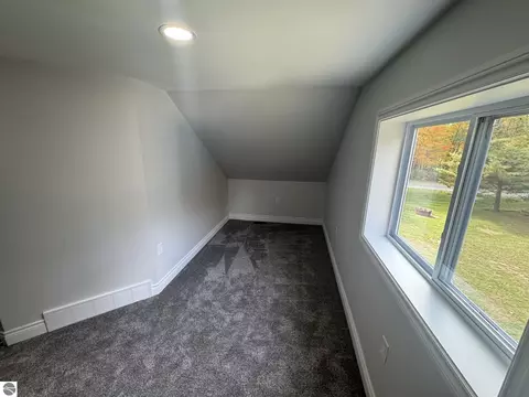 Bedroom - 4120 Clendening Rd, Gladwin, MI 48624 photo 4 of 5