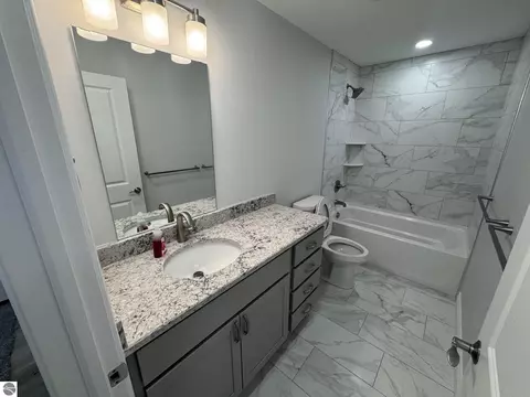 Bath - 4120 Clendening Rd, Gladwin, MI 48624 photo 1 of 4
