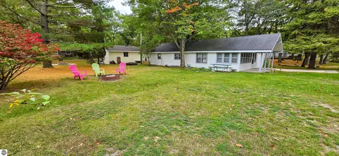 Exterior - 5394 E 14th St, Au Gres, MI 48703 photo 2 of 2