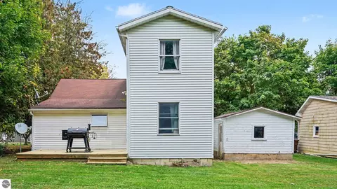 Exterior - 515 N Ithaca St, Ithaca, MI 48847 photo 1 of 2