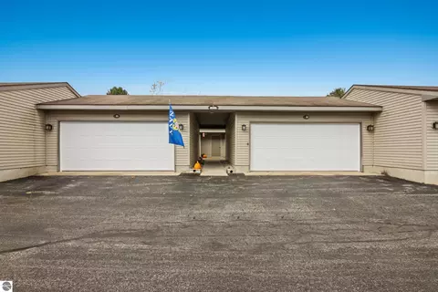 5361 Gray Rd # 22, Traverse City, MI 49684