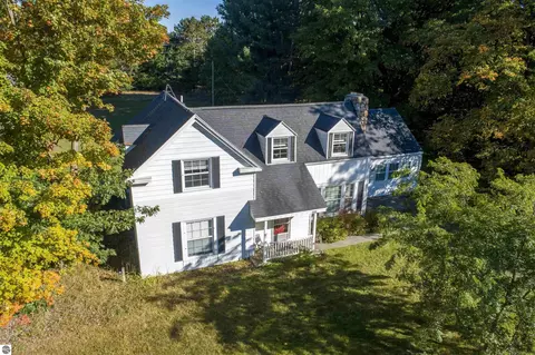 3018 N Us-31, Kewadin, MI 49648