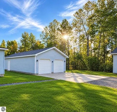 Exterior - 1568 E Hull Rd, Hope, MI 48628 photo 2 of 3
