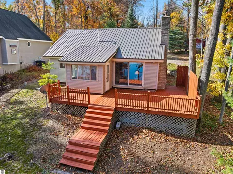 7509 Arrowroot, Gaylord, MI 49735 | MLS# 1951912 | 53 Photos - Movoto