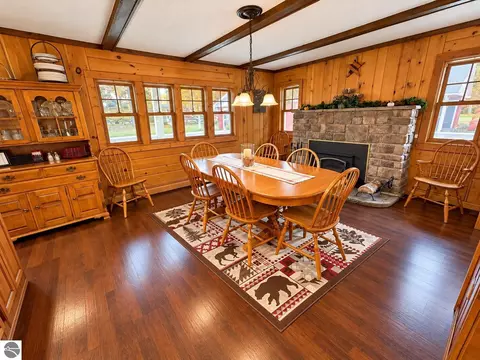 Dining - 101 Maple St, Grayling, MI 49738 photo 1 of 1