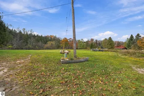 Ottawa Drive, Mesick, MI 49668 photo 14