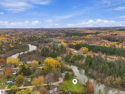 Ottawa Drive, Mesick, MI 49668 photo 6