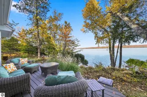 11790 Easy St, Kewadin, MI 49648