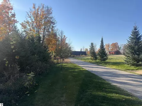 00 Arrowhead Dr, Williamsburg, MI 49690 photo 14
