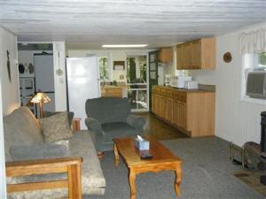 8096 Poplar Ln, Reading, MI 49274 photo 15